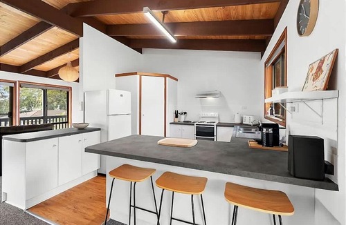 Surf Beach House | Park and Relax