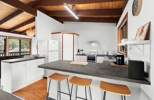 Surf Beach House | Park and Relax
