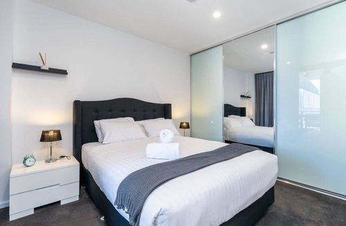 City East Apartment | Park Avenue Apt in the Heart of the City