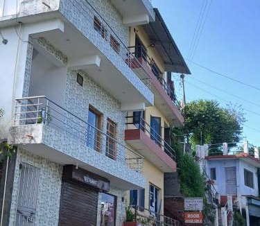 Almora House | Parvatin Binsar
