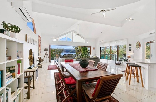 Patonga House | Patonga Views holiday retreat 2 night minimum stay