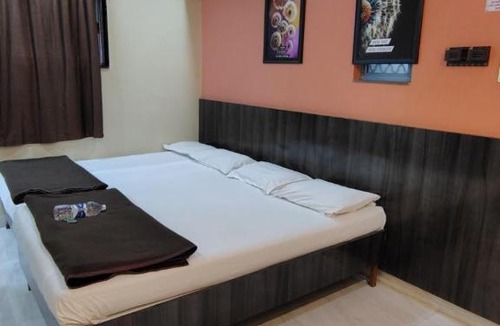 Tuljapur Hotel | PB Bhakt Niwas