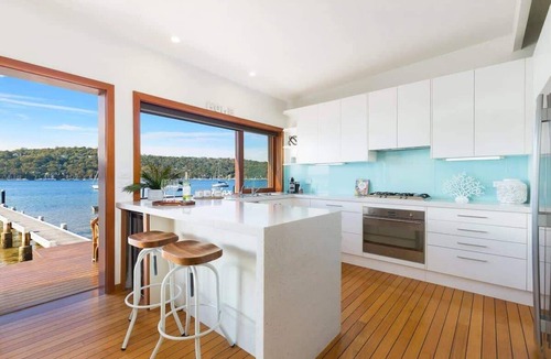Scotland Island House | Peaceful Scotland Island Retreat | Waters Edge