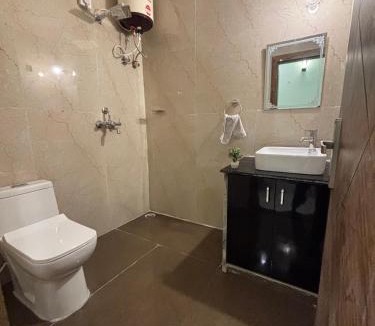 Mathura House | Peepal in Aranyaa Cottage Homestay Vrindavan