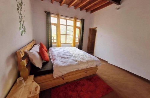 Spiti Bed & Breakfast | Pema’s Cottage – Superior Queen Room, Chicham Bridge Views (Spiti)