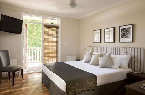 Bowral Hotel | Peppers Craigieburn