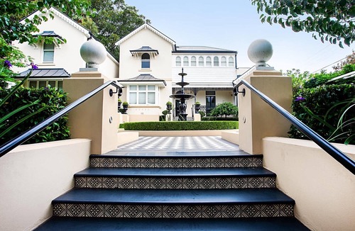 Lewisham Apartment | Perfect Located Cosy Studio in Sydney