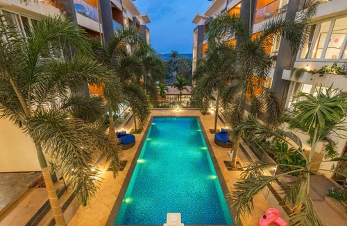 Marra Hotel | Perfectstayz Luxe Suites