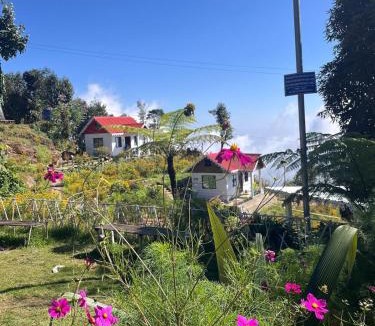 Kurseong House | Pine Tree Homestay