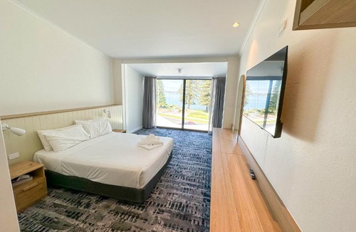 Speers Point Hotel | Pippi's at the Point