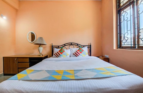Sernabatim Apartment | Pool-View 1BHK Home in Colva, Goa