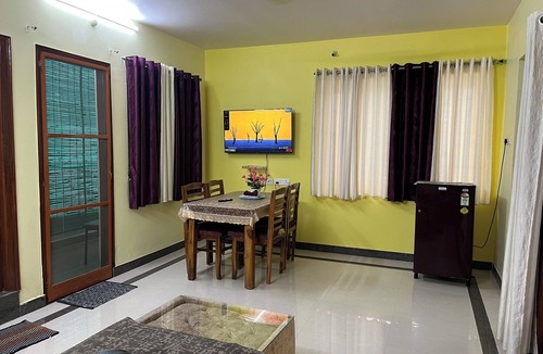 Gachibowli Apartment | Premium 1BHK Gachibowli -Walk to AIG