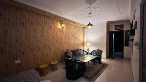 Shyamkhet Apartment | Premium 2BHK near Kainchi Dham