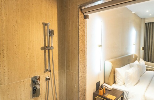 Rau Hotel | Pride Plaza Indore
