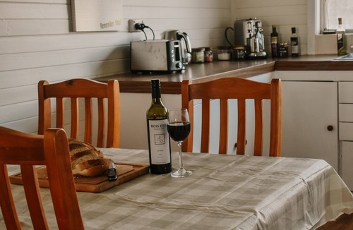 Mandurama Cottage | Primrose Cottage on Millamolong Station