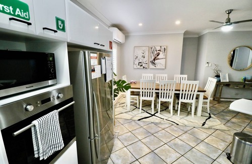 Umina Beach House | Private family spa, pet-friendly, coastal