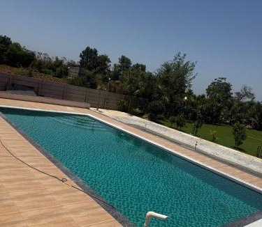 Borsad Villa | Private Nature Escape Premium Farm Stay