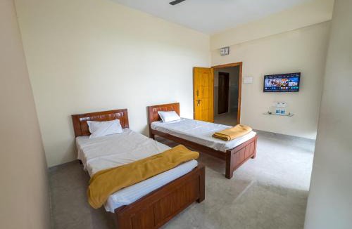 Akalkot Hotel | Punekar Bhavan