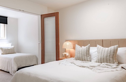 Merimbula Cabin | Pure Indulgence with amazing ocean views