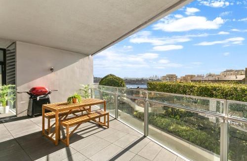 Rozelle Apartment | Pyrmont Paradise - Relaxed living with water views PYRM2