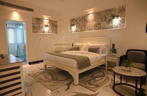 Faizabad Hotel | Quality Inn Rama Ayodhya
