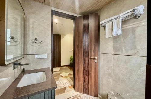 Sushant Lok Hotel | QuickIn Stayz by Rupali Homes