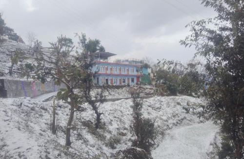 Digoti House | Radha Gopal Royal, Kausani