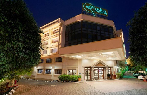 Koyambedu Hotel | Radha Regent, Chennai