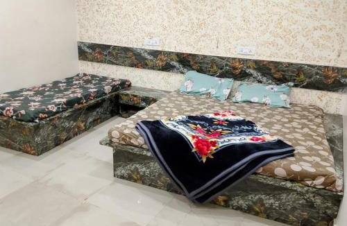 Vrindavan House | Radharani Sewa Sadan