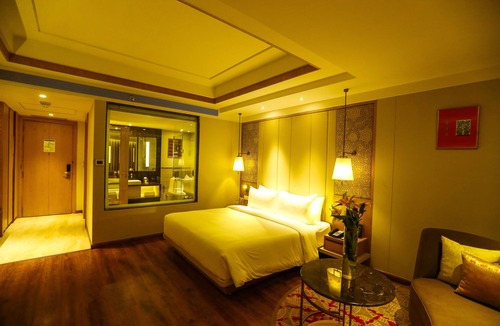 Bhopal Hotel | Radisson Bhopal