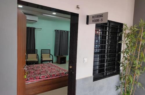 Rajpipla House | Rail connect hotel statue of unity