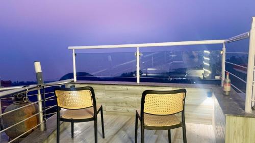 Harnai Apartment | RajaramRetreat Luxury villa with sea view Jacuzzi