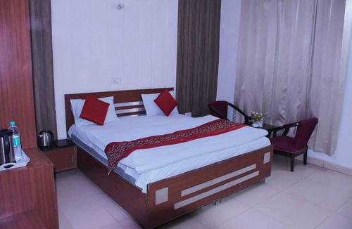 Meerut Hotel | Rajhans Regency near sohrab gate