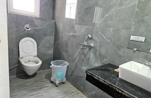 Tarabganj Hotel | Ram Darshan Palace
