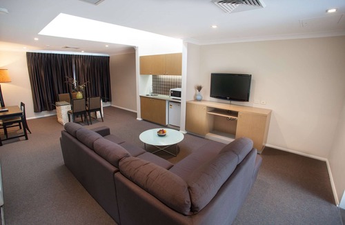 Cabramatta Hotel | Ramada Hotel & Suites Sydney Cabramatta