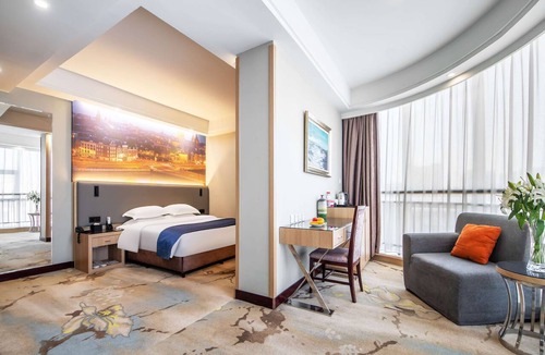 Lanshan District Hotel | Ramada Linyi North