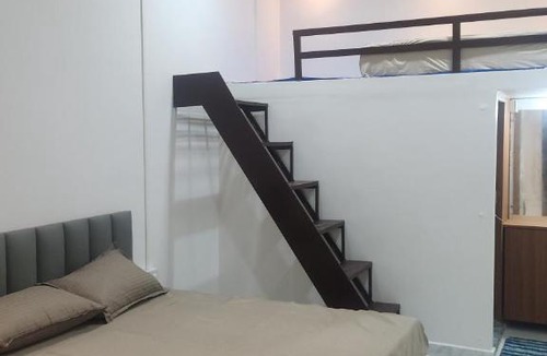 Pandharpur Hotel | Raya Inn
