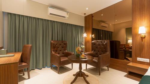 Viman Nagar Hotel | Regenta Magnus, Viman Nagar, Pune
