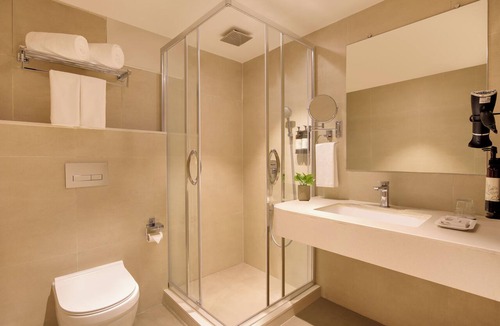 Ellis Bridge Hotel | Regenta Place CG Road