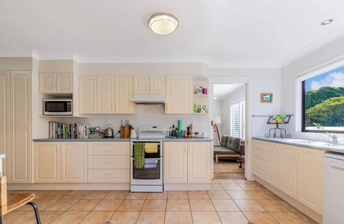 Broulee House | Relaxed Beach House Near Broulee Beach