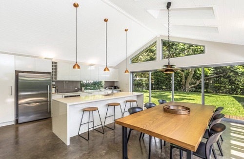 Pretty Beach Central Coast House | Relaxing Getaway by HolidayCo.
