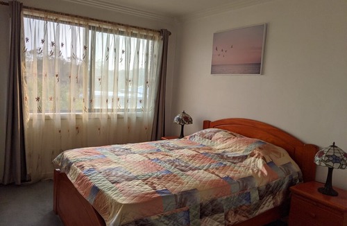 Alexandria Apartment | Resort style one bedroom plus study close to the City