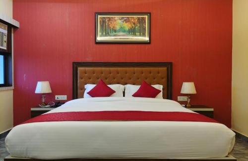 Gauriganj Hotel | Revati Mahal