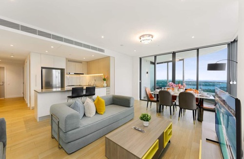 Rhodes Apartment | Rhodes WarterView 3BR Harmony Residence