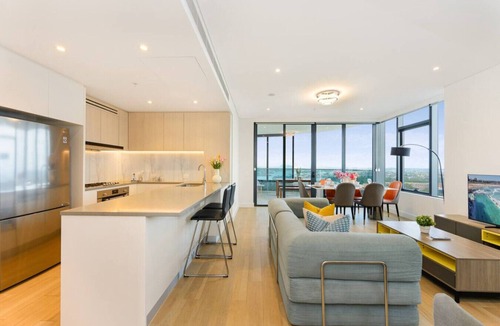 Rhodes Apartment | Rhodes WarterView 3BR Harmony Residence