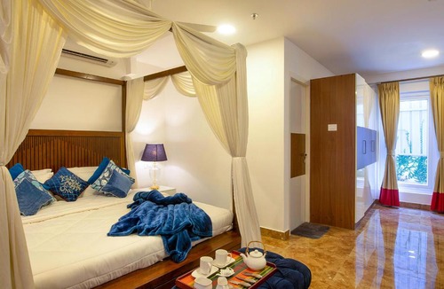 Injambakkam Hotel | RISA Banquets
