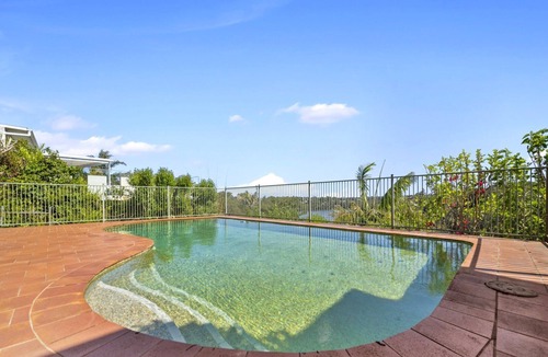 Lane Cove West House | River View Oasis | Spacious 3-Bed House with Pool