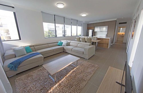 West End Apartment | Riverfront