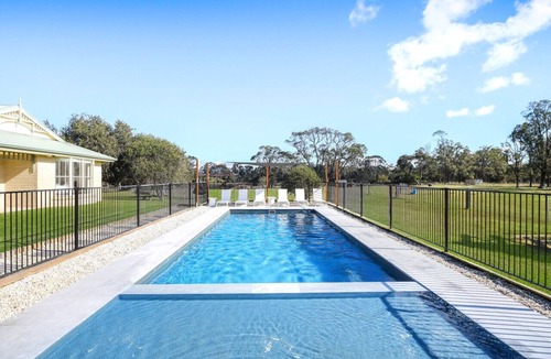 Keinbah House | Roads End | Games Barn | Ponies| Alfresco Dining