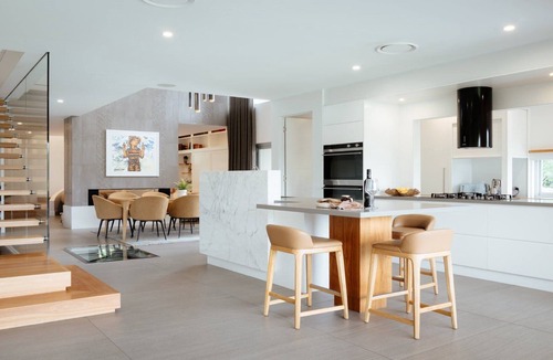 Pokolbin House | ROSALIE ESTATE - THE VINTAGE HOLIDAY HOUSES
